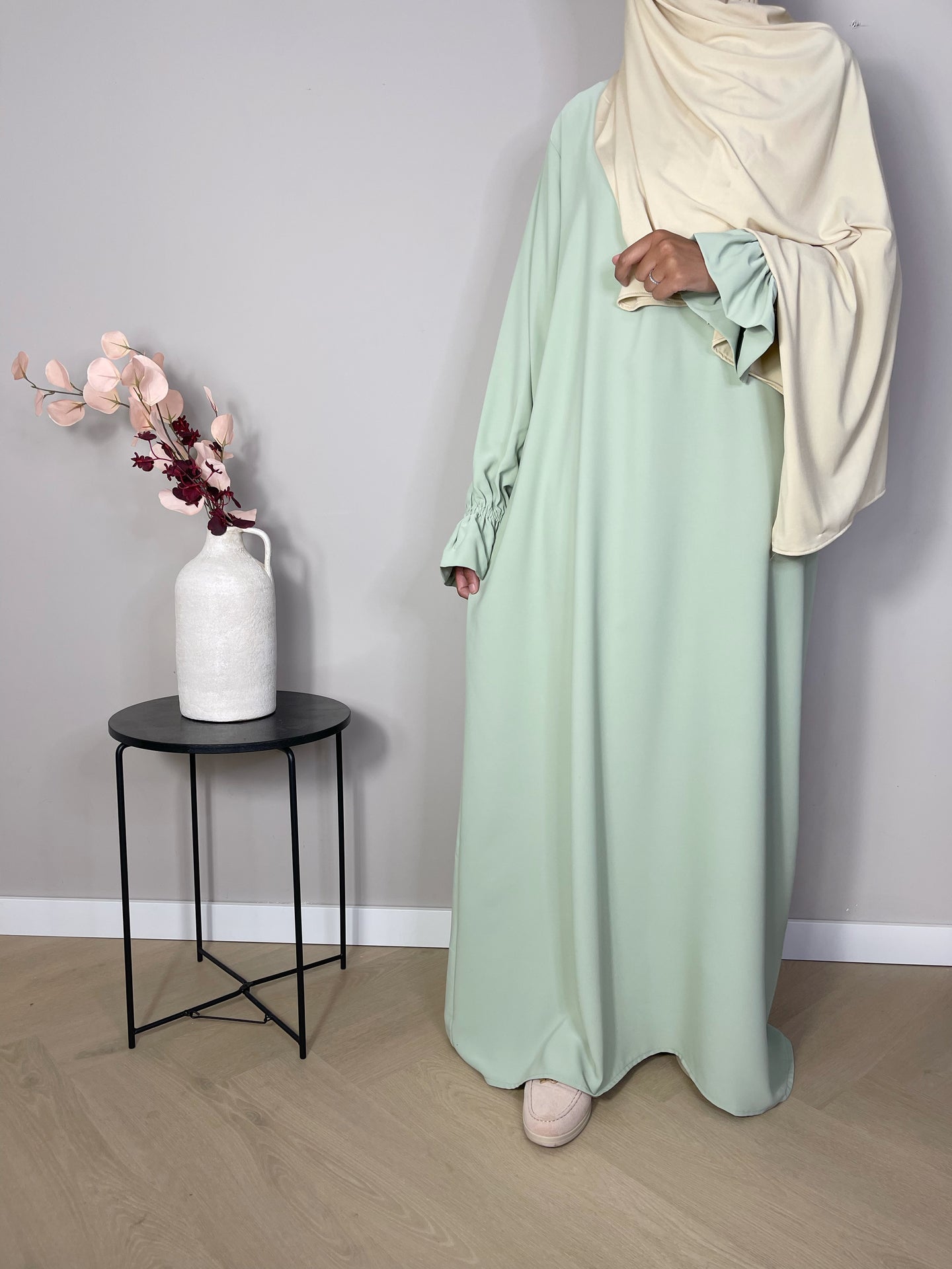 Abaya met elegante mouwtjes - Pastel green